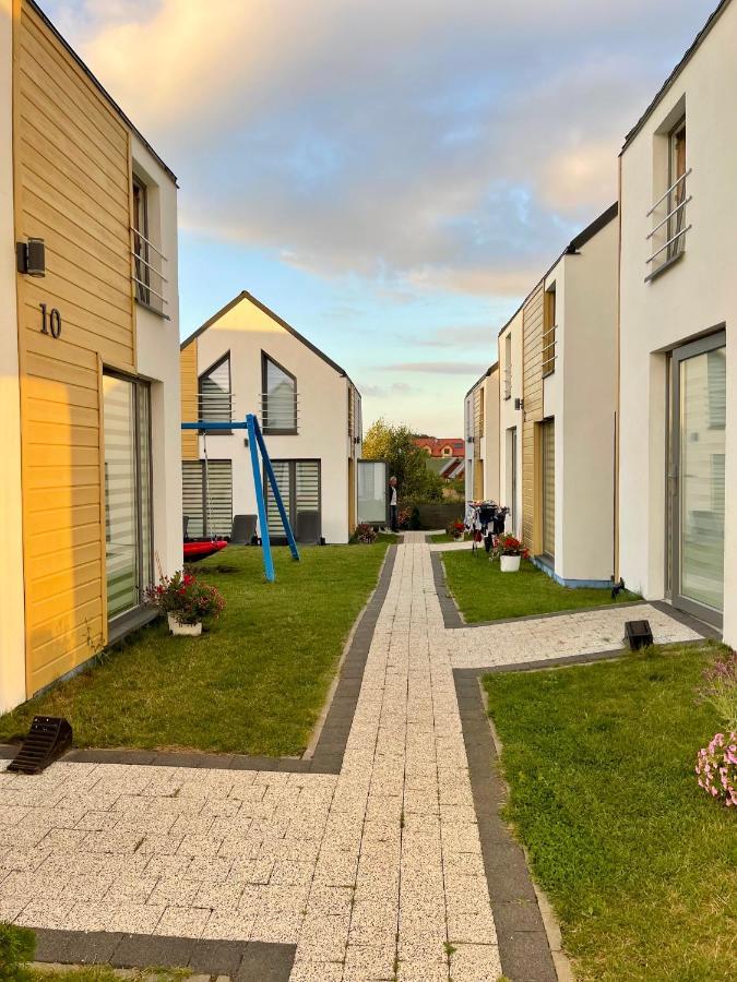 Sun-Holiday Domki Letniskowe Rewal Exterior photo